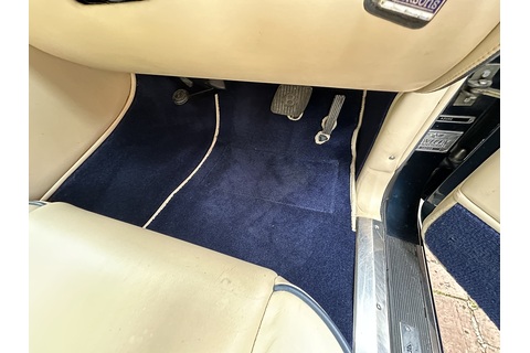 Azure Convertible 6.8 Automatic Petrol
