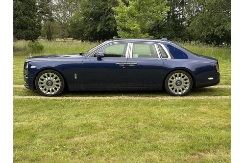 6.7 V12 Saloon 4dr Petrol Auto Euro 6 (570 ps)