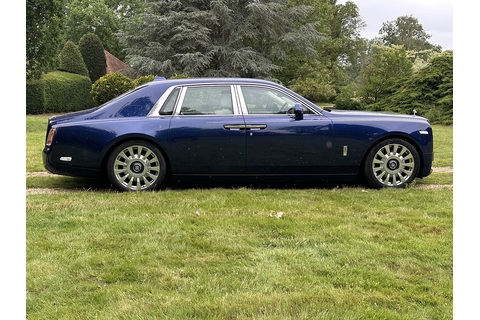 6.7 V12 Saloon 4dr Petrol Auto Euro 6 (570 ps)