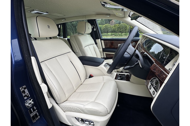 Rolls-Royce Phantom V12 - U369