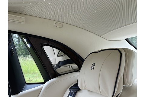 6.7 V12 Saloon 4dr Petrol Auto Euro 6 (570 ps)