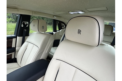 6.7 V12 Saloon 4dr Petrol Auto Euro 6 (570 ps)