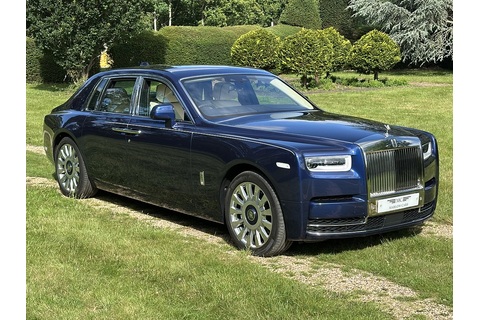 6.7 V12 Saloon 4dr Petrol Auto Euro 6 (570 ps)