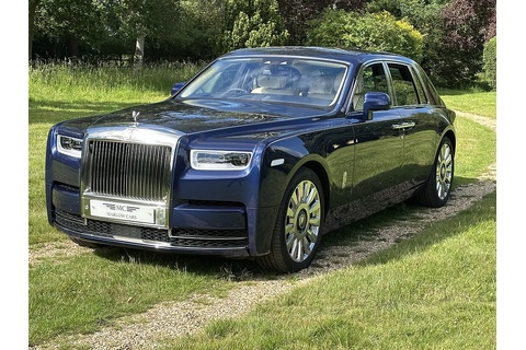 6.7 V12 Saloon 4dr Petrol Auto Euro 6 (570 ps)