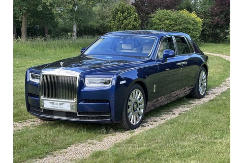6.7 V12 Saloon 4dr Petrol Auto Euro 6 (570 ps)