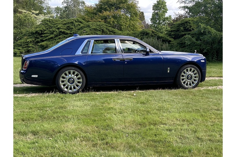 Rolls-Royce Phantom V12 - U369