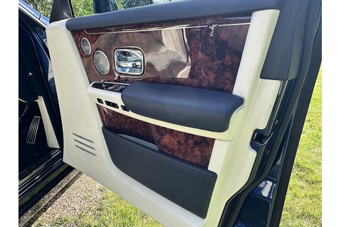 6.7 V12 Saloon 4dr Petrol Auto Euro 6 (570 ps)