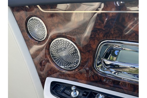 6.7 V12 Saloon 4dr Petrol Auto Euro 6 (570 ps)