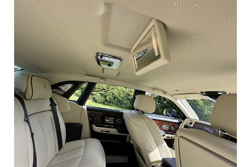 Rolls-Royce Phantom V12 - U369