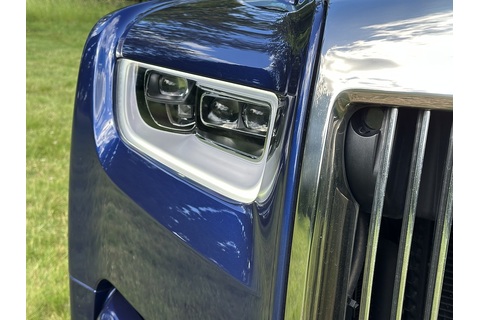 6.7 V12 Saloon 4dr Petrol Auto Euro 6 (570 ps)
