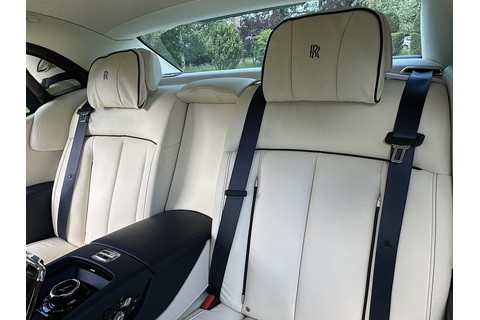 6.7 V12 Saloon 4dr Petrol Auto Euro 6 (570 ps)