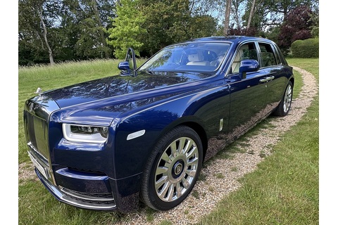 6.7 V12 Saloon 4dr Petrol Auto Euro 6 (570 ps)