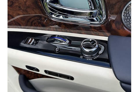 6.7 V12 Saloon 4dr Petrol Auto Euro 6 (570 ps)