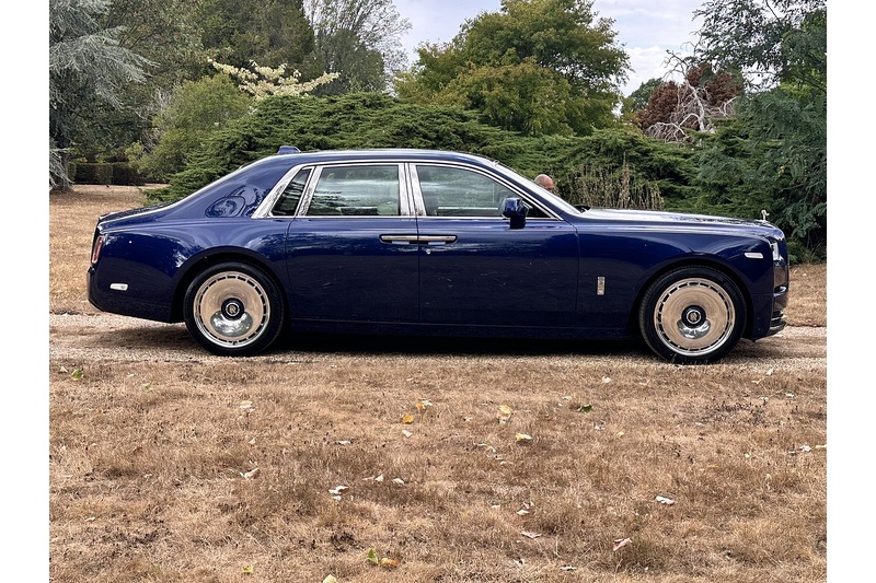 Rolls-Royce Phantom V12 - U369