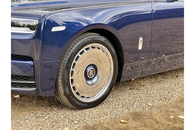 Rolls-Royce Phantom V12 - U369