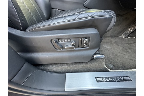 6.0 W12 SUV 5dr Petrol Auto 4WD Euro 6 (s/s) (608 ps)