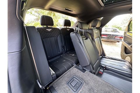 6.0 W12 SUV 5dr Petrol Auto 4WD Euro 6 (s/s) (608 ps)