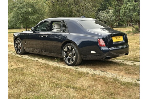 6.75 V12 Saloon 4dr Petrol Auto Euro 6 (571 ps)