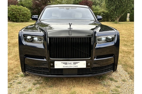 6.75 V12 Saloon 4dr Petrol Auto Euro 6 (571 ps)