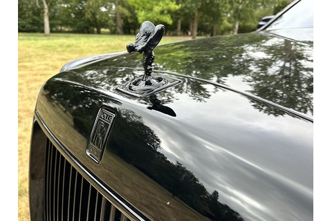 6.75 V12 Saloon 4dr Petrol Auto Euro 6 (571 ps)