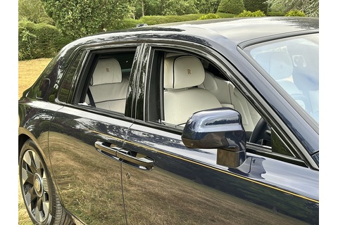 6.75 V12 Saloon 4dr Petrol Auto Euro 6 (571 ps)