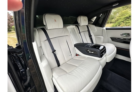 6.75 V12 Saloon 4dr Petrol Auto Euro 6 (571 ps)