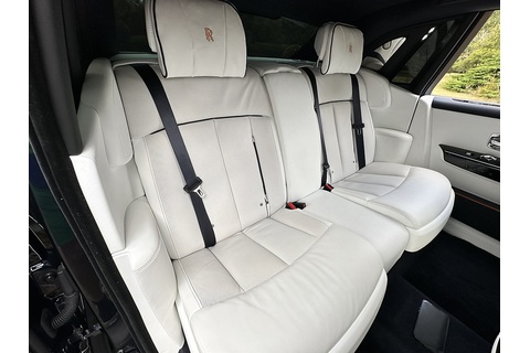 6.75 V12 Saloon 4dr Petrol Auto Euro 6 (571 ps)