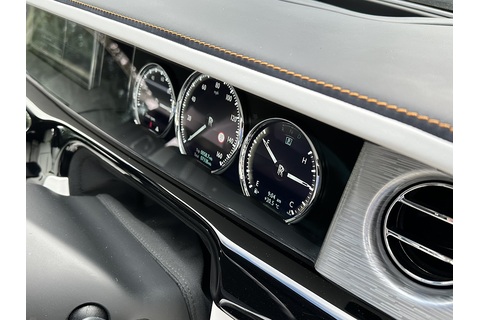 6.75 V12 Saloon 4dr Petrol Auto Euro 6 (571 ps)