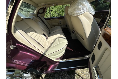 6.8 Saloon 4dr Petrol Automatic (458 g/km, 0 bhp)
