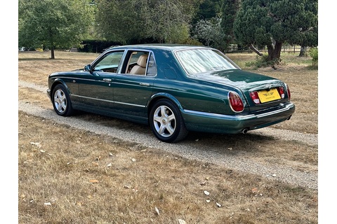 4.4 V8 Saloon 4dr Petrol Automatic (390 g/km, 350 bhp)
