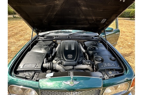 4.4 V8 Saloon 4dr Petrol Automatic (390 g/km, 350 bhp)