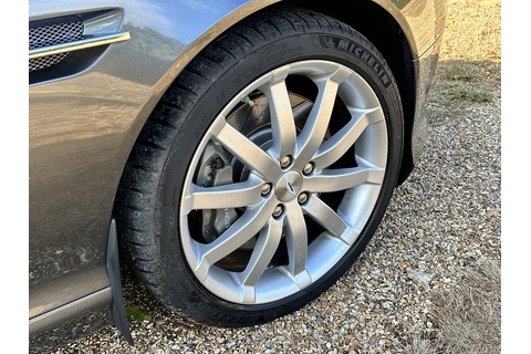 5.9 Coupe 2dr Petrol Manual 6 speed