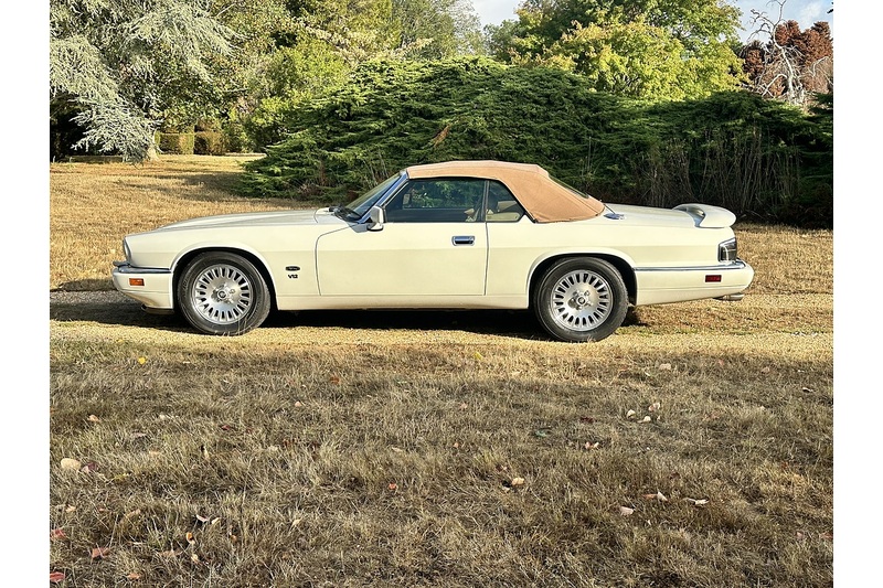 Jaguar XJS LHD Convertible - U392