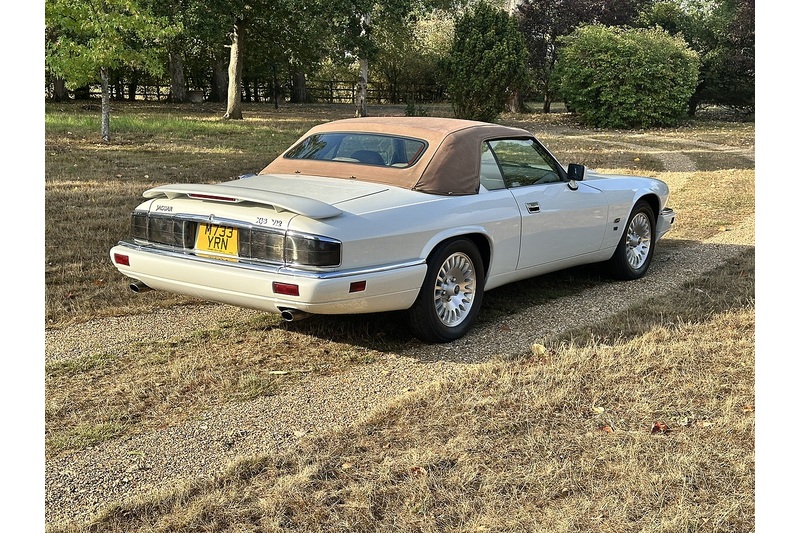 Jaguar XJS LHD Convertible - U392