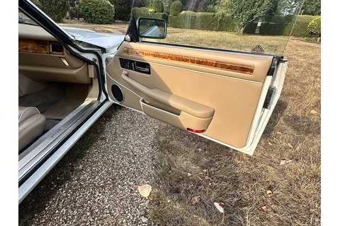 Convertible Saloon 5998 Automatic Petrol