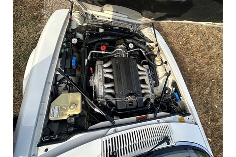 Convertible Saloon 5998 Automatic Petrol