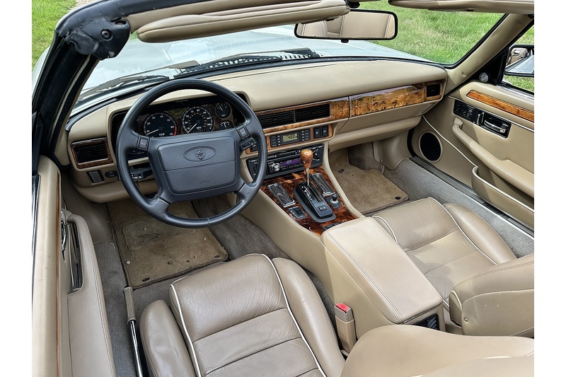 Jaguar XJS LHD Convertible - U392