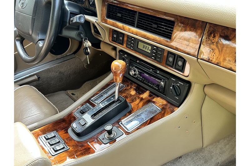 Jaguar XJS LHD Convertible - U392