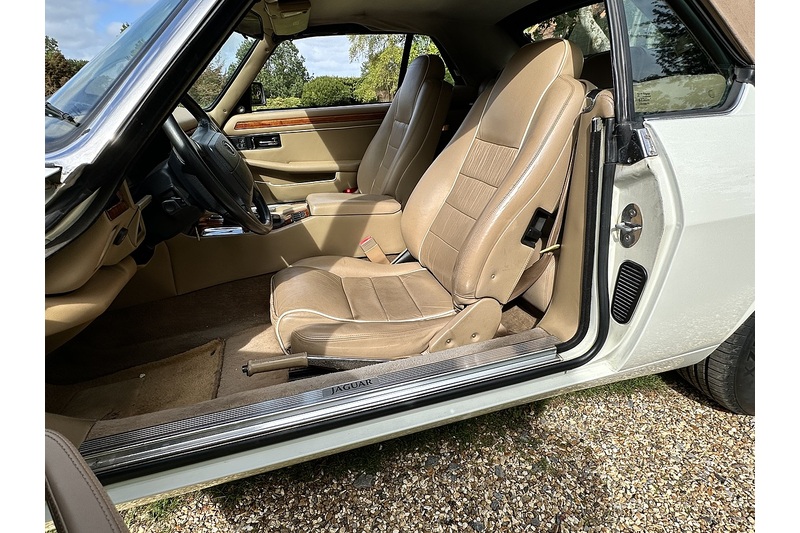 Jaguar XJS LHD Convertible - U392