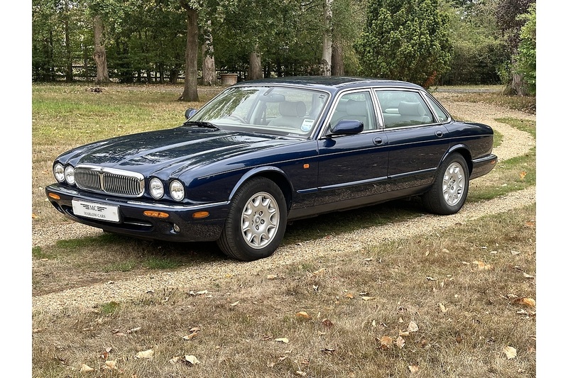 Jaguar V8 Xj SE  LWB Xj8 Se - U394
