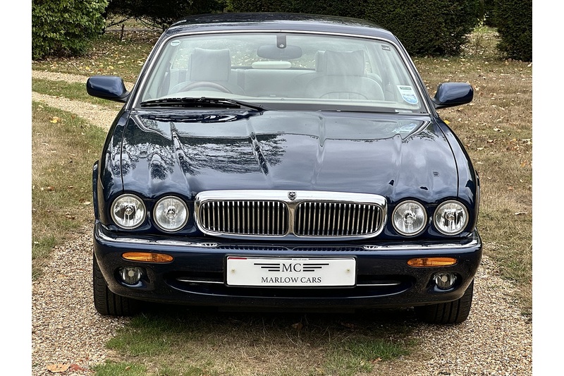 Jaguar V8 Xj SE  LWB Xj8 Se - U394