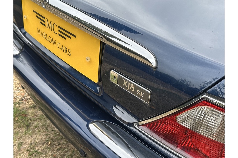 Jaguar V8 Xj SE  LWB Xj8 Se - U394