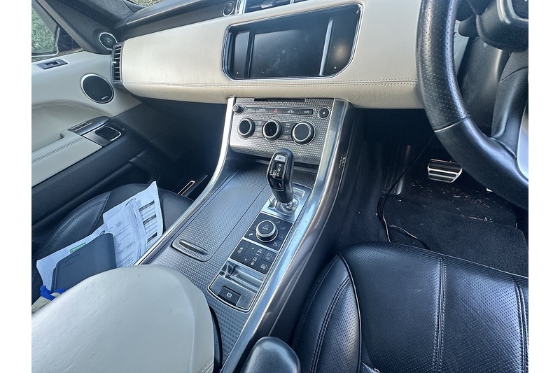 Land Rover Range Rover Sport Sdv6 Autobiography Sport - U395