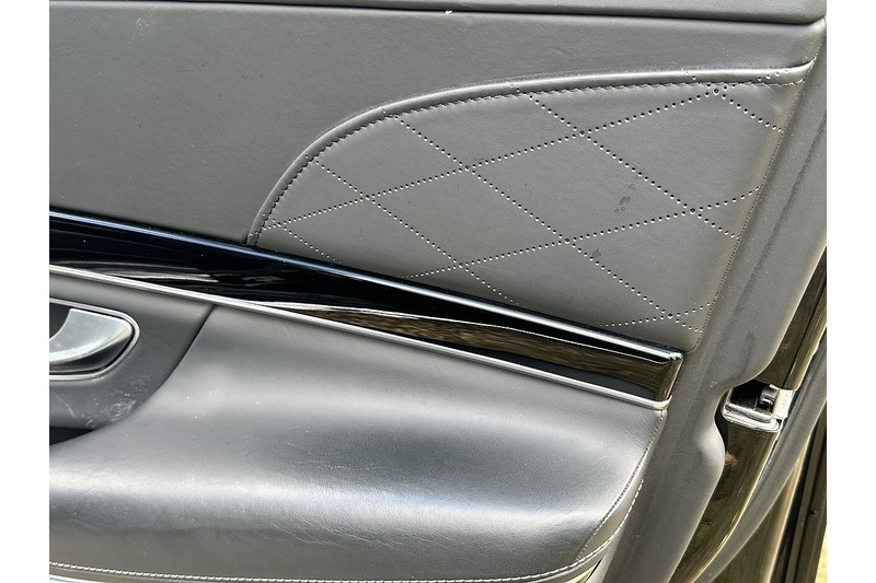 Mercedes-Benz S Class S65L V12 AMG LWB - U397