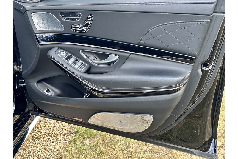 Mercedes-Benz S Class S65L V12 AMG LWB - U397