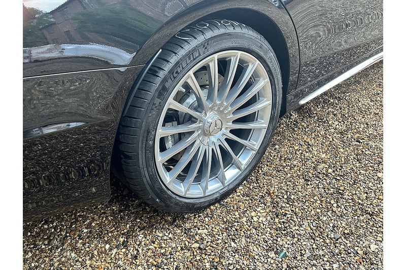 Mercedes-Benz S Class S65L V12 AMG LWB - U397