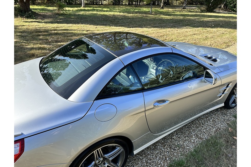 Mercedes-Benz SL SL63 V8 AMG - U398