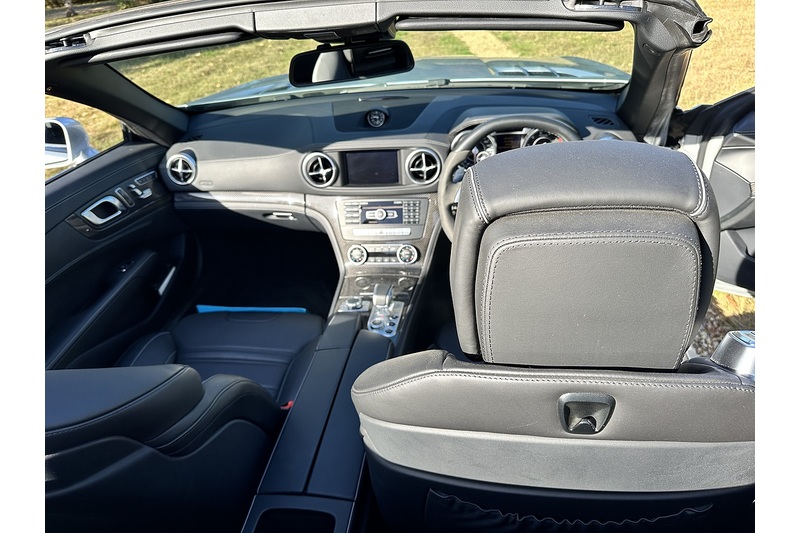Mercedes-Benz SL SL63 V8 AMG - U398