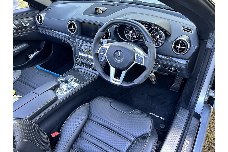 Mercedes-Benz SL SL63 V8 AMG - U398
