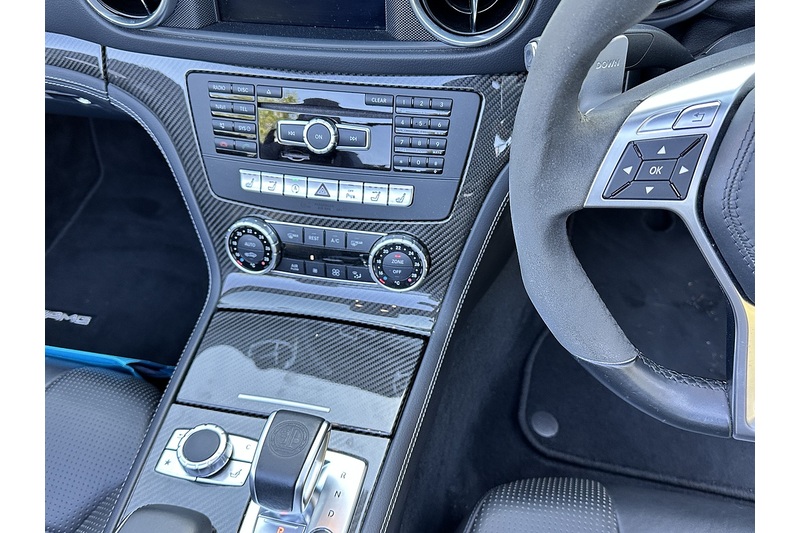 Mercedes-Benz SL SL63 V8 AMG - U398